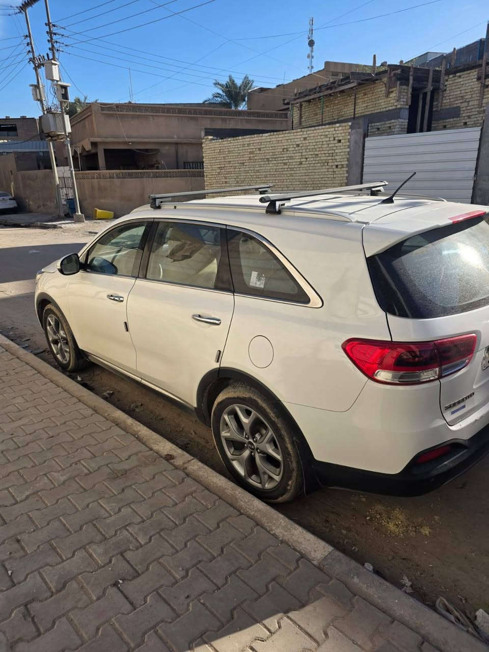 سورنتو مديل ١٦ مكفوله كفاله  من الصبغ الضربه التبديل بيها بارد  ٣ اماكن بسطه ٦سلندر ماشيه١٣٣كم
رقم  بصره انكليزي  جديد باسمي للاستفسار ***********  السعر المطلوب.  دفترين وعشره
