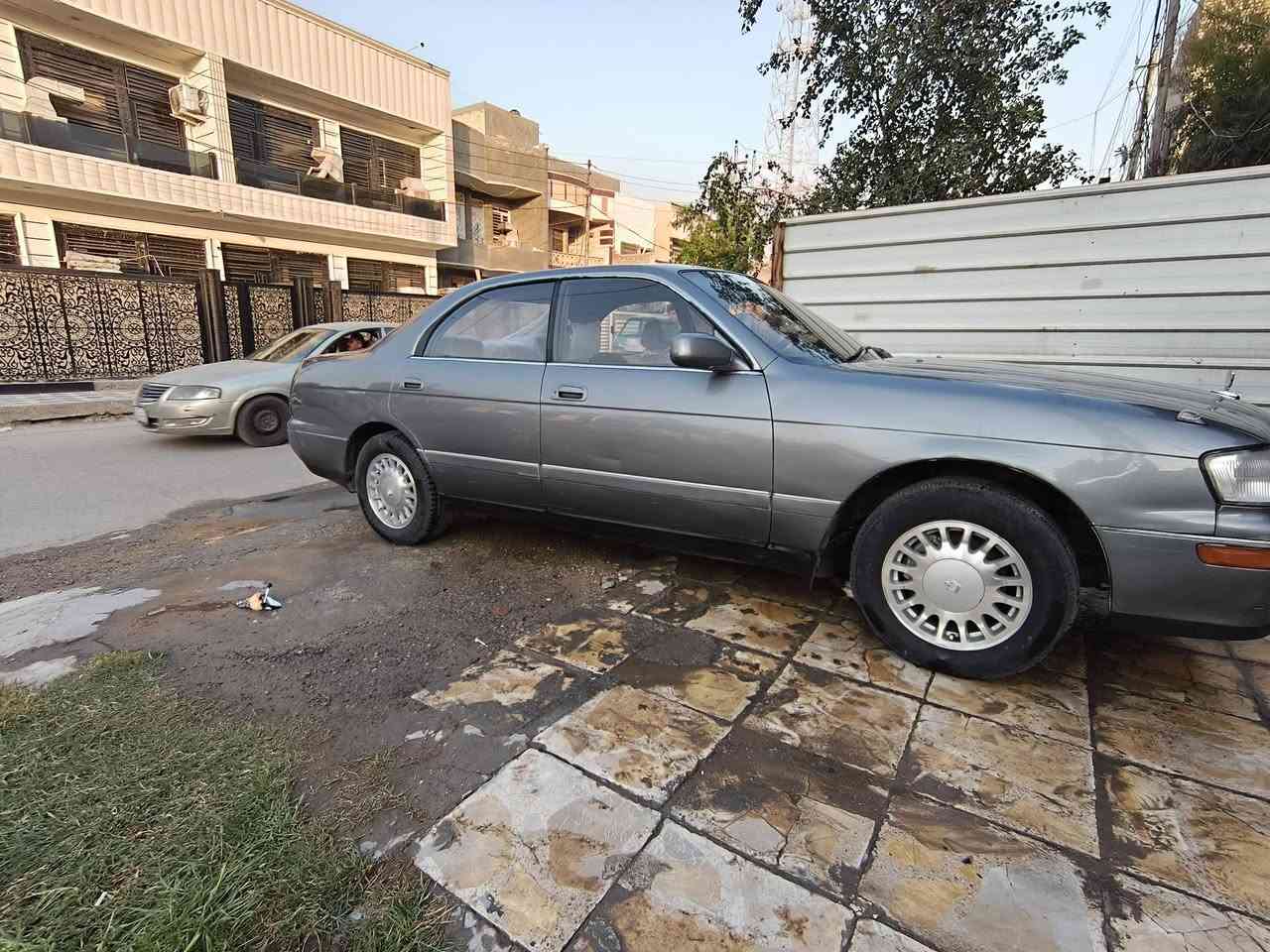 السلام عليكم
بطه متصل موديل 92 مكفوله من الكص ونقل الجثه و الاصوليات رقم نجف انكليزي سنويه باسمي هزه جديده تحويل ثاني يوم 
كير مكينه في في تي كمبريسر جدد مال حاويه دواخل و بطاين نضيفه كهربائيات شغالة شاشة كامره خلفيه وسنتر لوك ريمونت شغالات صدر خلفي جديد 
مكانه بغداد البياع السعر 55
***********
