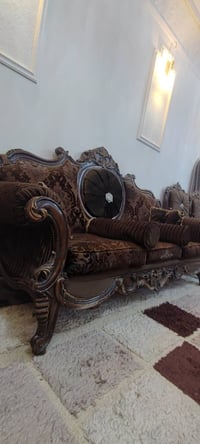 من رخصة اخوية الادمن. تخم فخم راقي جدا ونظيف ، 10 مقاعد ، مع زولية وبر...