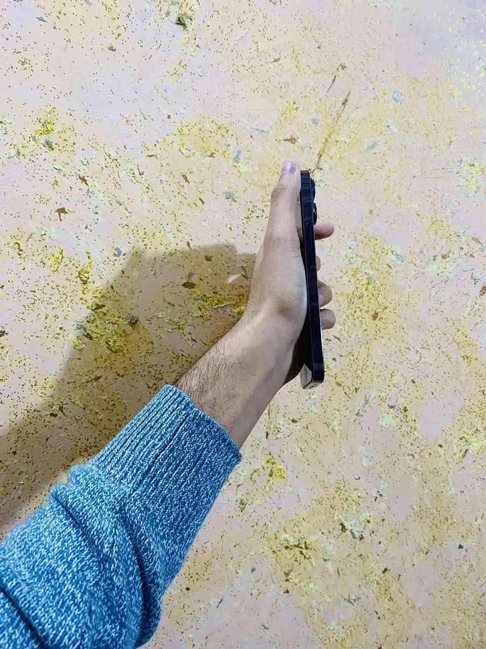 ايفون 14 برو ماكس جهاز نظيف كفاله ذاكره 256 عربي شرق اوسط بطاريه 78 الله شاهد شحنه يخبل سعر 650 شراي يتصل***********
