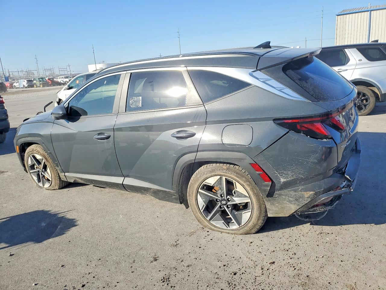 2025 HYUNDAI TUCSON SEL
تاريخ المزاد: 2/18
السعر حسب المزاد
المسافة المقطوعة 41392 mi
#نشحن الى دبي و عمان و البصرة و كردستان و تركيا
بالامكان ادخالها
 #بكتاب_ذوي_الشهداء_باعفاء_كمركي_مع_اعفاء_الرقم 
#العقبة
#ام_قصر
#الشمال
⬅️نتكفل بالسيارة لحين وصولها 
⬅️اي استفسار مراجعة المكتب 
⬅️ عملنا شراء السيارات من المزادات الامريكية والكندية
#لدينا_تقرير_Carfax_مجاني_فحص السيارة قبل دخولها المزاد 
⬅️لدينا ورشة تصليح في دبي 
⬅️لدينا معقب لتخليص السيارات (حرة  او ذوي الشهداء ) و ايصالها الى الزبائن
📍العنوان النمرود #قرية_السيد_حمد 
⬅️اوقات الدوام من 4:30 عصراً وحتى ال11 ليلاً كافة ايام الاسبوع 
ما عدا السبت والاحد عطلة المزاد 
☎️ للاستفسار الاتصال على الرقم
عمر سعد
*********** :📞
*********** : 📞
