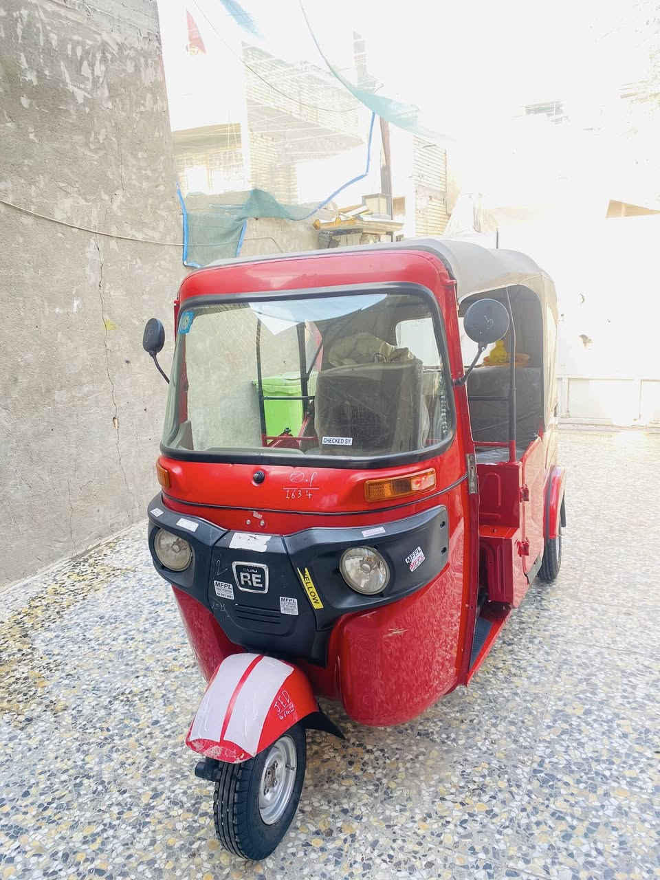 سلام عليكم 
2021/12/5
رقم وسنويه بغداد انكليزي هزه جديده لاصبغ لامعجون 
مكاني بغداد العبيدي 
للاستفسار: ‭٠٧٧١ ٧٦٧ ٩٢٥٨‬
