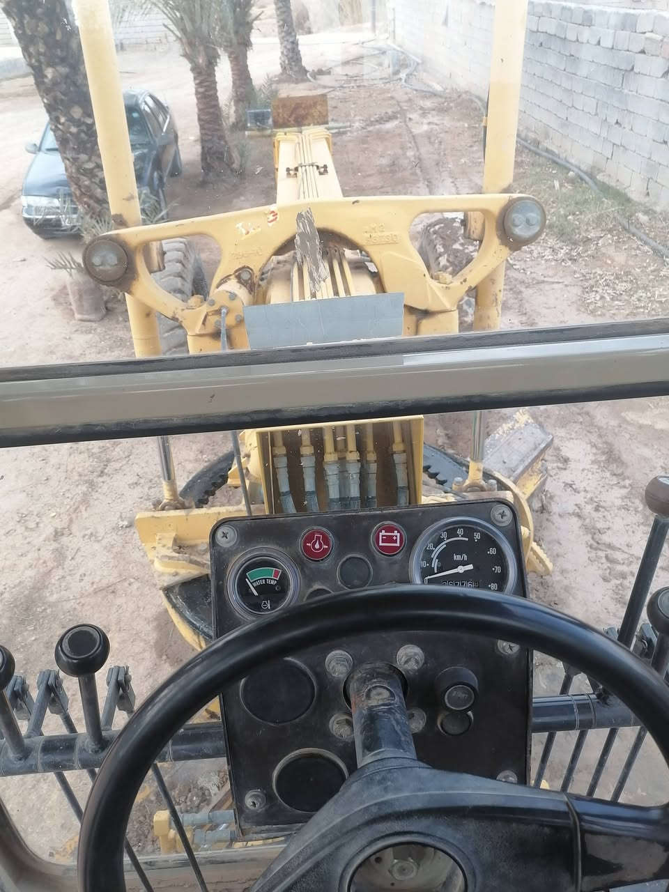 للبيع كريدر كوماتسو ( KOMATSU ) بحالة ممتازة وجاهزة للعمل
 حجم 611 GD
الموديل 2014
رقم انكليزي  - مشروع وطني - الأنبار
السنوية نافذة لغاية عام 2031
المكان ديالى
للتواصل والاستفسار :  ***********
