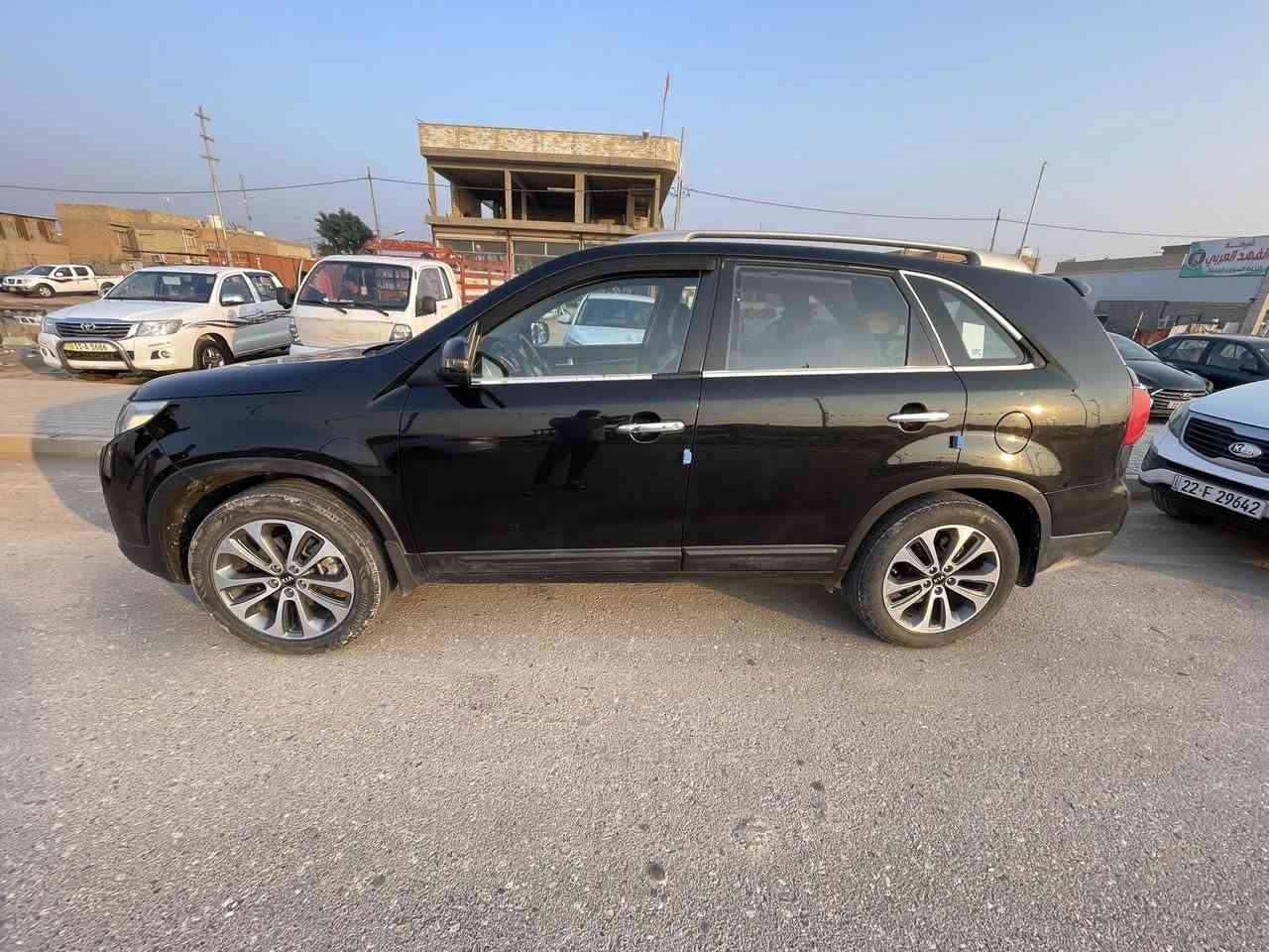 السلام عليكم
سورنتو. 2015 

خليجي .. 

محرك 2400.. شرط

بمصه تشغيل .. 

بردات .. 

تحكمات .. ستيرن

حساسات امامي خلفي .. 

مري شفط .. 

ترحيب بيبان ..

بصمه ابواب .. 

يدات نيكل .. 

7 ..راكب .. 
تبريد  ٣قطع

سنويه جديد ..  26 باسمي 
وهزه جديده

رقم اسليمانيه انگليزي .. 

مكان السياره بغداد

سعر 170$ وبيها مجال 

*********** وتساب 

بيع مستعجل

../
