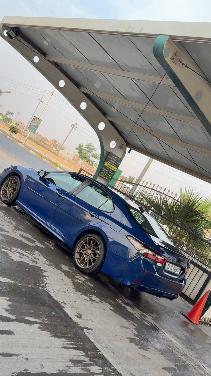 السلام عليكم
Camry SE 2023 nightshade 
الويل مال TRD 
حادث السيارة ربع البنيد فقط 
ايرباك ستيرن طاك 
ماشي ٥٧ الف كيلو
بدون فتحة 
سيارة حلوة ونظيفة ومميزة بالشارع 
السعر ٢١٠$ وبي مجال للشراي 
مكان السيارة كركوك 
***********
