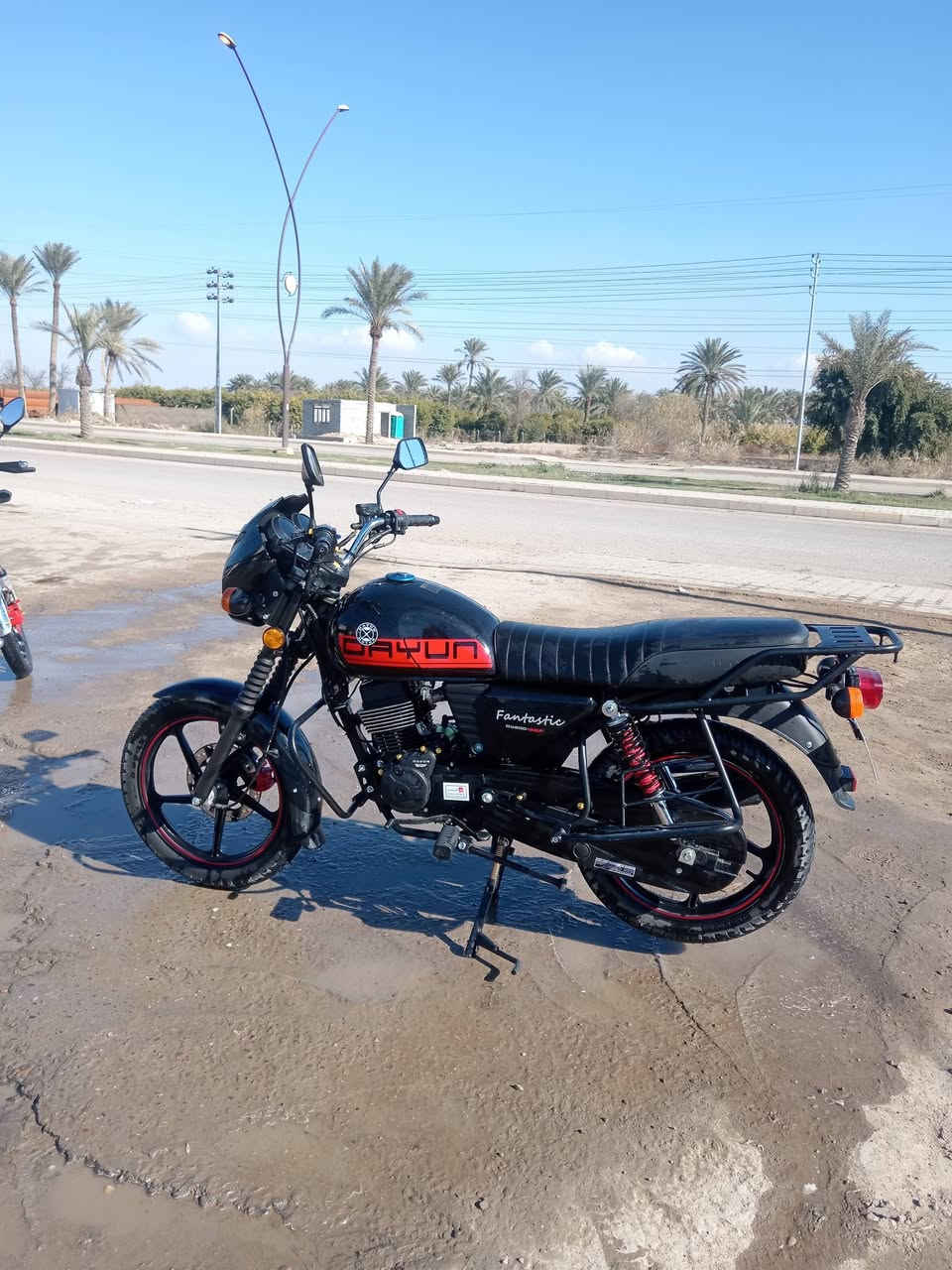 سلام عليكم دراجه دايوان مديل 25 محرك 200 مستخدمه 20يوم للبيع السعر 1450وبيهه مجال ***********مكاني صلاح الدين سامراء
