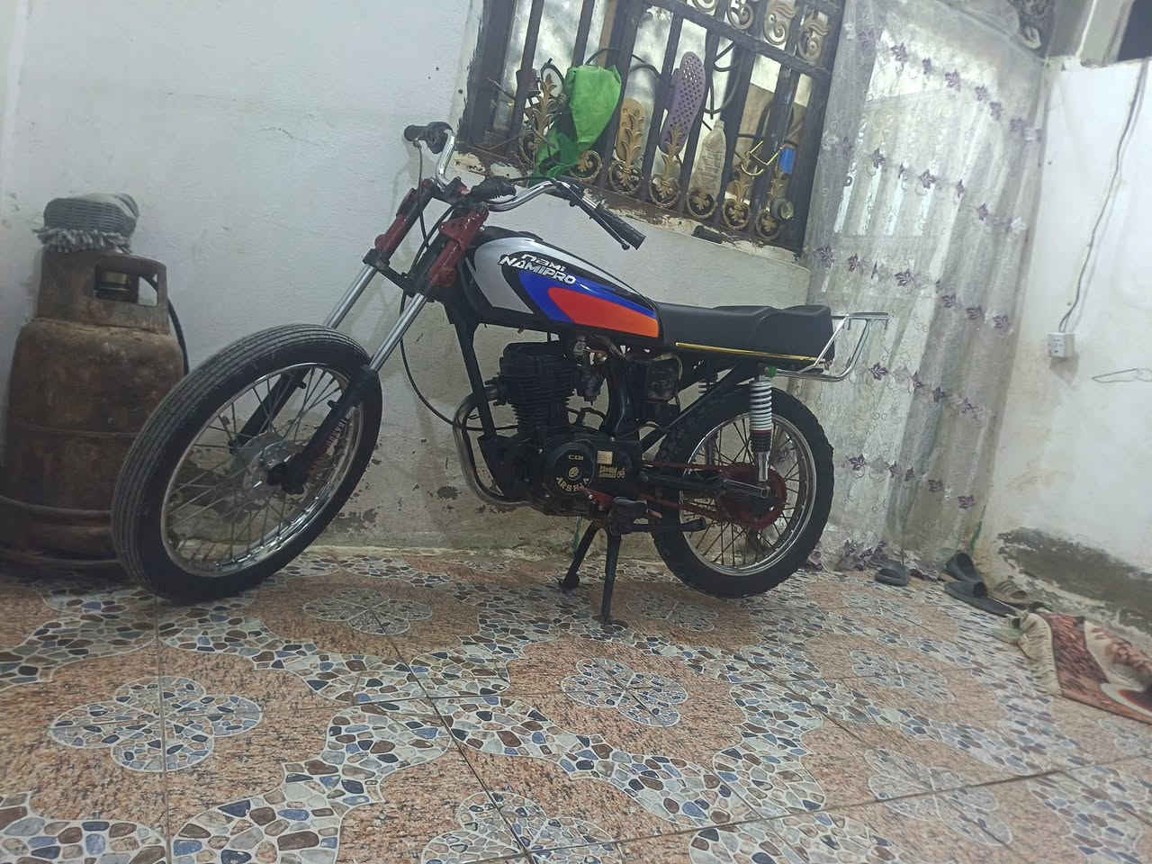 موديل ١٥ أوراق اصولي مكينه ٢٢ غراض ٢٣ كلهن تعميره فول محرك يخبل سعر خاص


**إذا كنت صاحب هذا الإعلان وتريد حذفه لأي سبب، رجاءا أرسل رسالة إلى الدعم الفني**