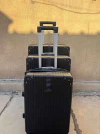 طقم شنط سفر • ٦٧×٤٦/٥٧×٤٠/٤٧×٣٣ • جديد