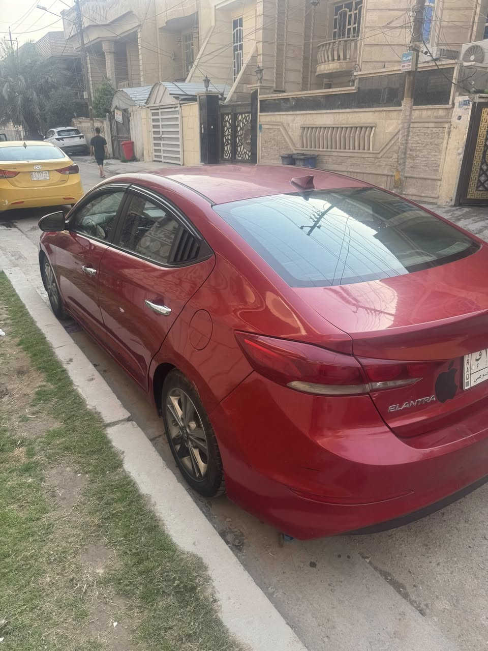 سلام عليكم
النتره البيع وراد امريكي 
2018
سياره بسمي 
مكاني بغداد بلديات
سياره ماشيه ١٢٠
سياره كلش حلوه 
رقمي ***********
