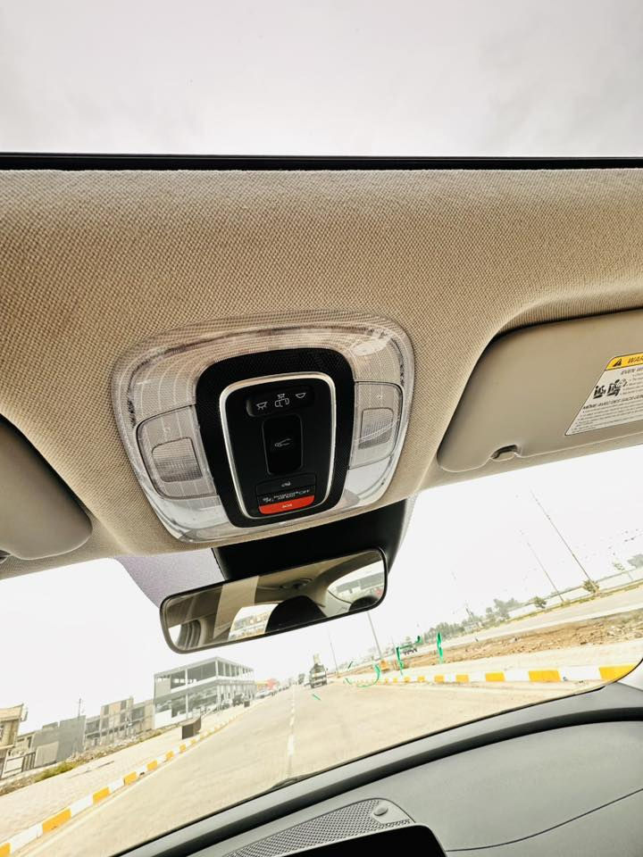 السلام عليكم النترا 2024
فتحه 
3بصمه 
هيتر كشنات
هيتر ستيرن
محرك 2000 دوش 
للتصال ***********
