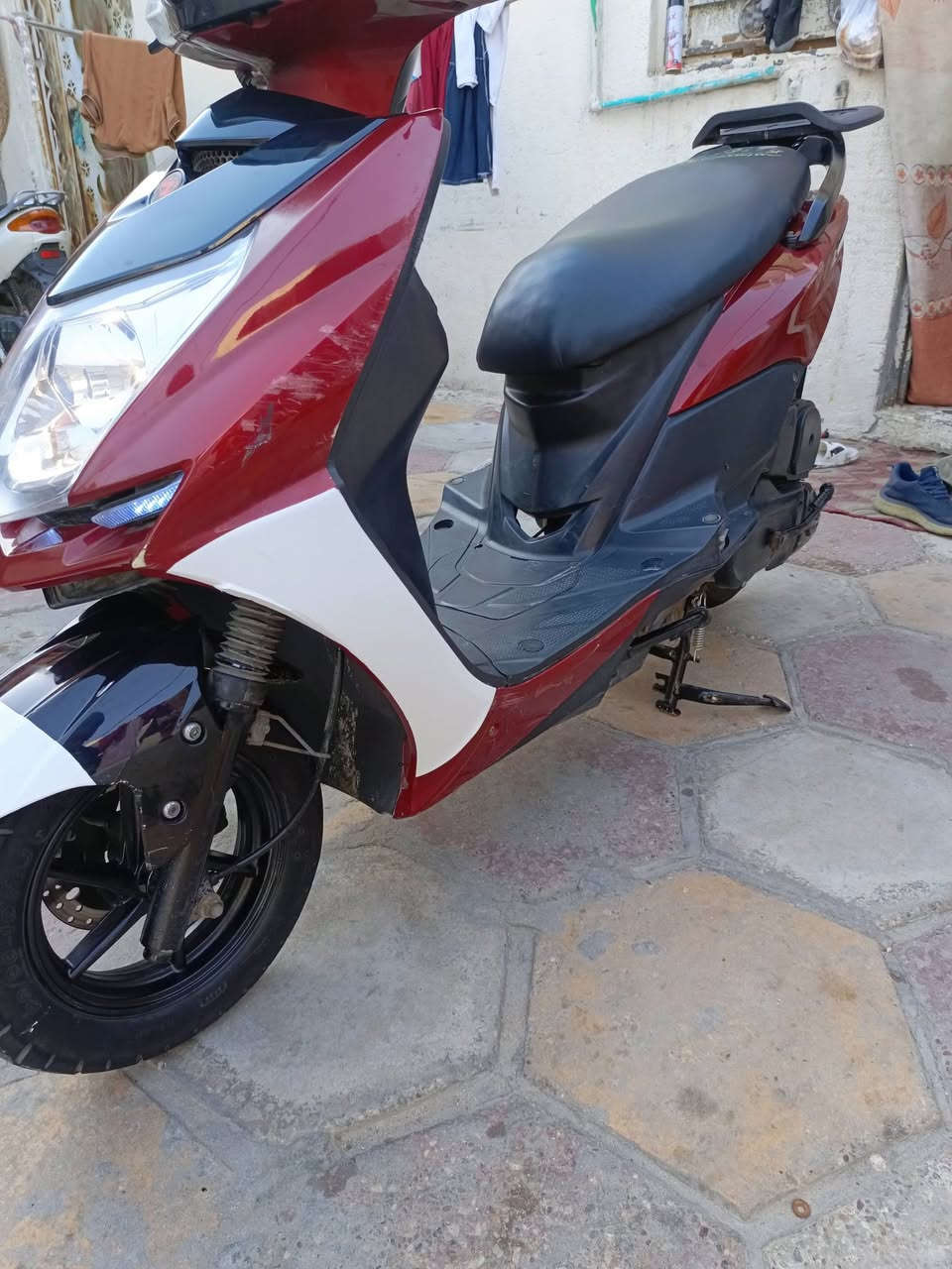 سلام عليكم درجة سكنس للبيع دراجه جديده كله شغاله من طول للطول مكاني بصره قبله سعره 650


**إذا كنت صاحب هذا الإعلان وتريد حذفه لأي سبب، رجاءا أرسل رسالة إلى الدعم الفني**