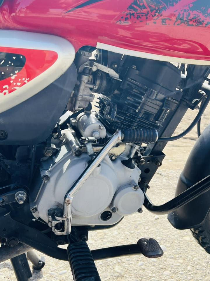 ‏سلام عليكم بوستر موديل 22 طالعة بثلاثة وعشرين اوراق كاملة صوري دراجة نظيفة كهربائيات كلها دراجة حلوة مكان البصرة القرن الثغر السعر خاص***********
