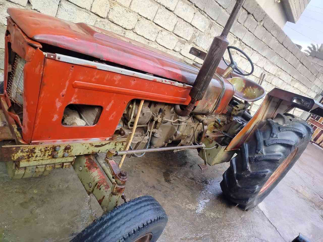 السلام عليكم تركتر عنترمعه معدات للبيع السعر 4٫500 للستفسار الاتصال ***********
***********
