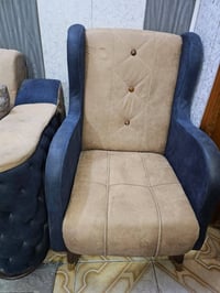 قنفات • ١٢مقعد