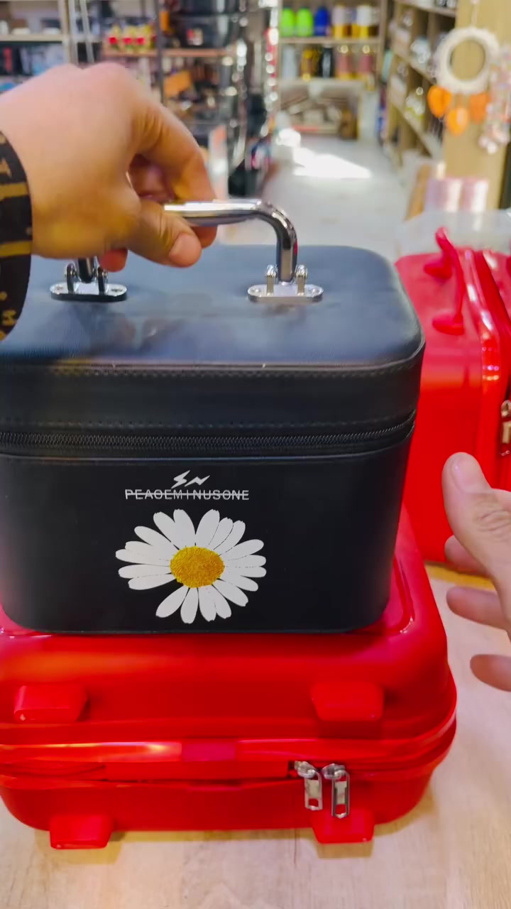 ⁨ ⁨ ⁨ ⁨ ⁨ ⁨ ⁨ مجمع كرار ممي
مجمع مفتوح 24 ساعه 
رمضان 🌘 عروض #عيد_الفطر 
 🦅🦅 وصول  حقائب 🧳مكياج او سفر 
 👴 سعر صار بلاش
 🌘 
 

📍 المسيب ~ يم كراج السده (مقابل شارع الأول) 
📱 *********** (واتساب موجود)

🤖 إنستغرام : @ k.h.a46
‏b_h_m._._
‏ahmed_mami92
‏ali_anteka7 
🤖 تيك توك : 3_m1f
ليس لدينا فرع آخر من الفرفوري ‼️

#اكسبلور #ترند #ريلز #explorepage
عروضمجمع_كرار_ممي_للفرفوري⁩⁩⁩⁩⁩⁩⁩⁩⁩
