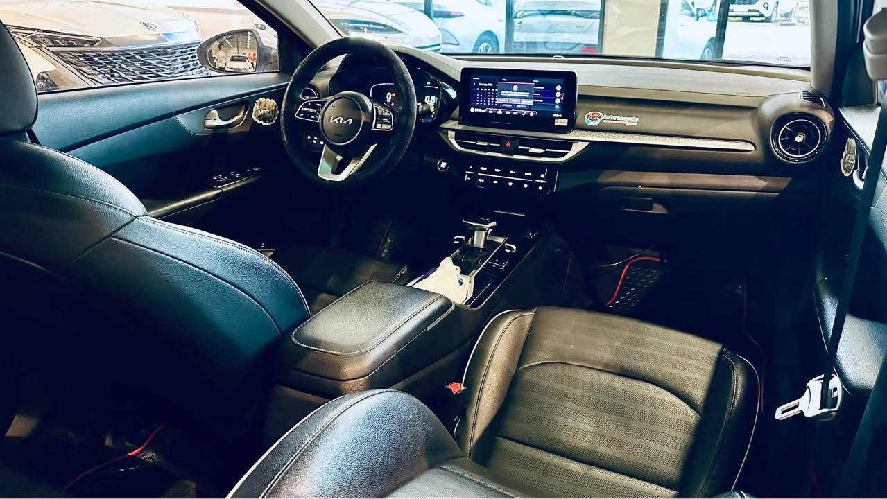 كيا كي ٣
2024
فول فول مواصفات
سلايت
كوشن جلد
بصمه
شاشه كاميره
صندق الكتروني
ليد امامي خلفي
سيارة من الوكالة ايد وحدة
عنوان :- سليمانية طريق طاسلوجه مقابل قوات ٧٠
شركة محمد اسماعيل 
رقم 70
***********
***********
*********** السليمانية, العراق
