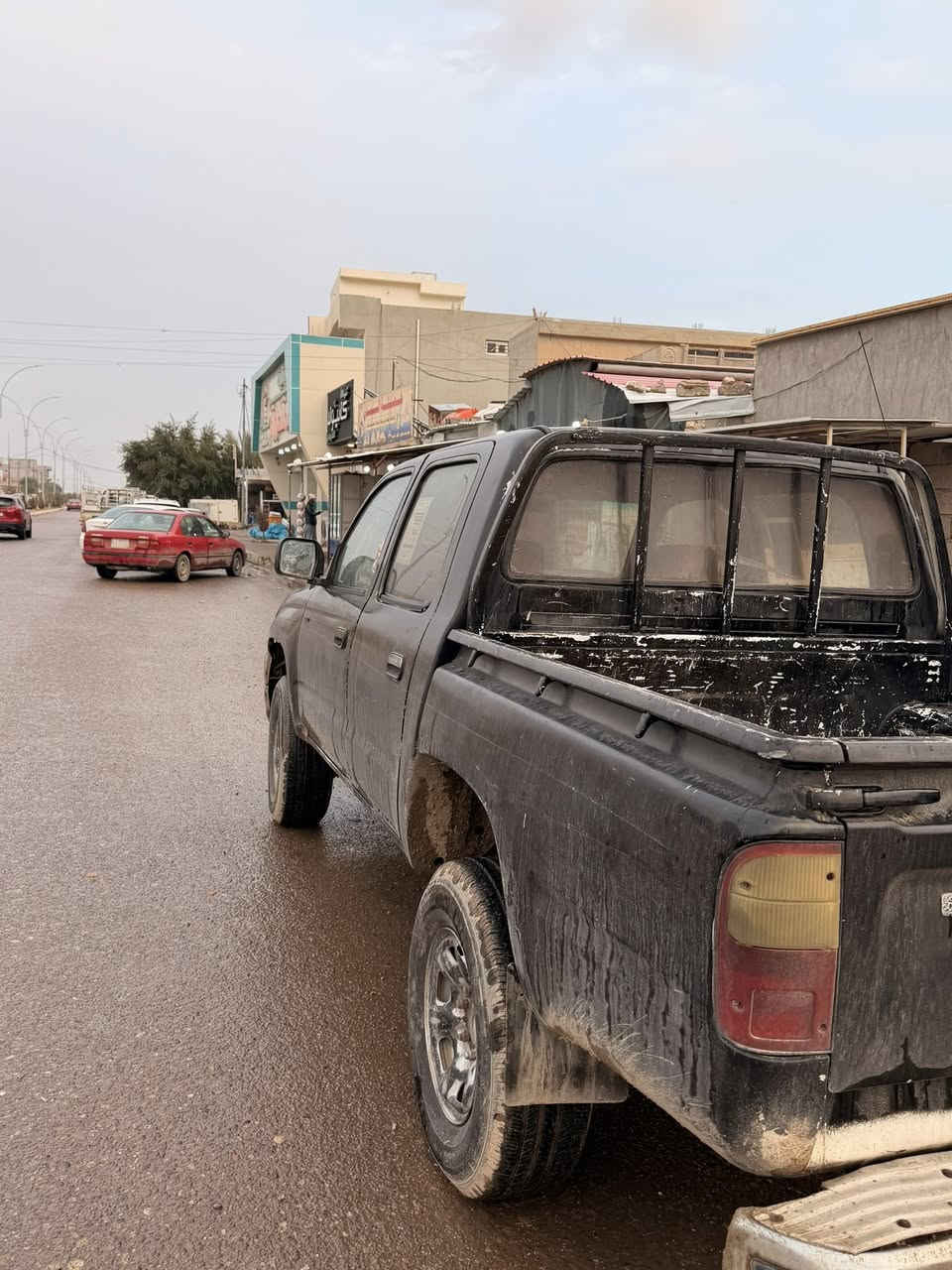 السلام عليكم
للبيع سيارة تيوتا بكم دبل اكسل 
السيارة مال مزاد كتابهة كامل بس تكمل معامله
كير محرك شرط 
محوره محرك VVT ٢.٥٠٠
تايرات جدد 
صدر نص عمر 
كهربائيات كامله 
السعر ٥٥ وبي مجال 
الاتصال ***********
