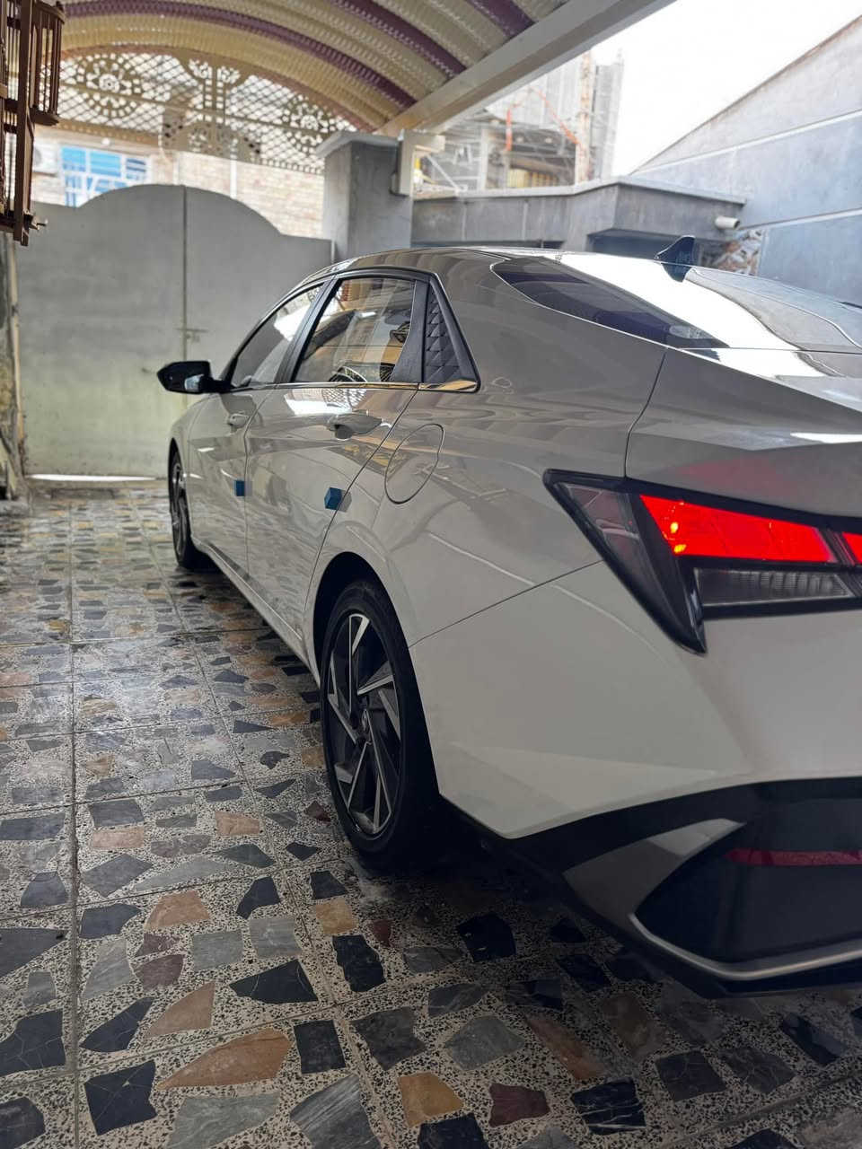 لبيع الانتره تجميع صيني سياره مكفوله السياره اخت الزيرو ماشيه 18 الف فول موصفات مكينه 1600 دبل نوزل رقم اربيل تحويل او وكاله عنوان بغداد زيونه الاستفسار ***********

