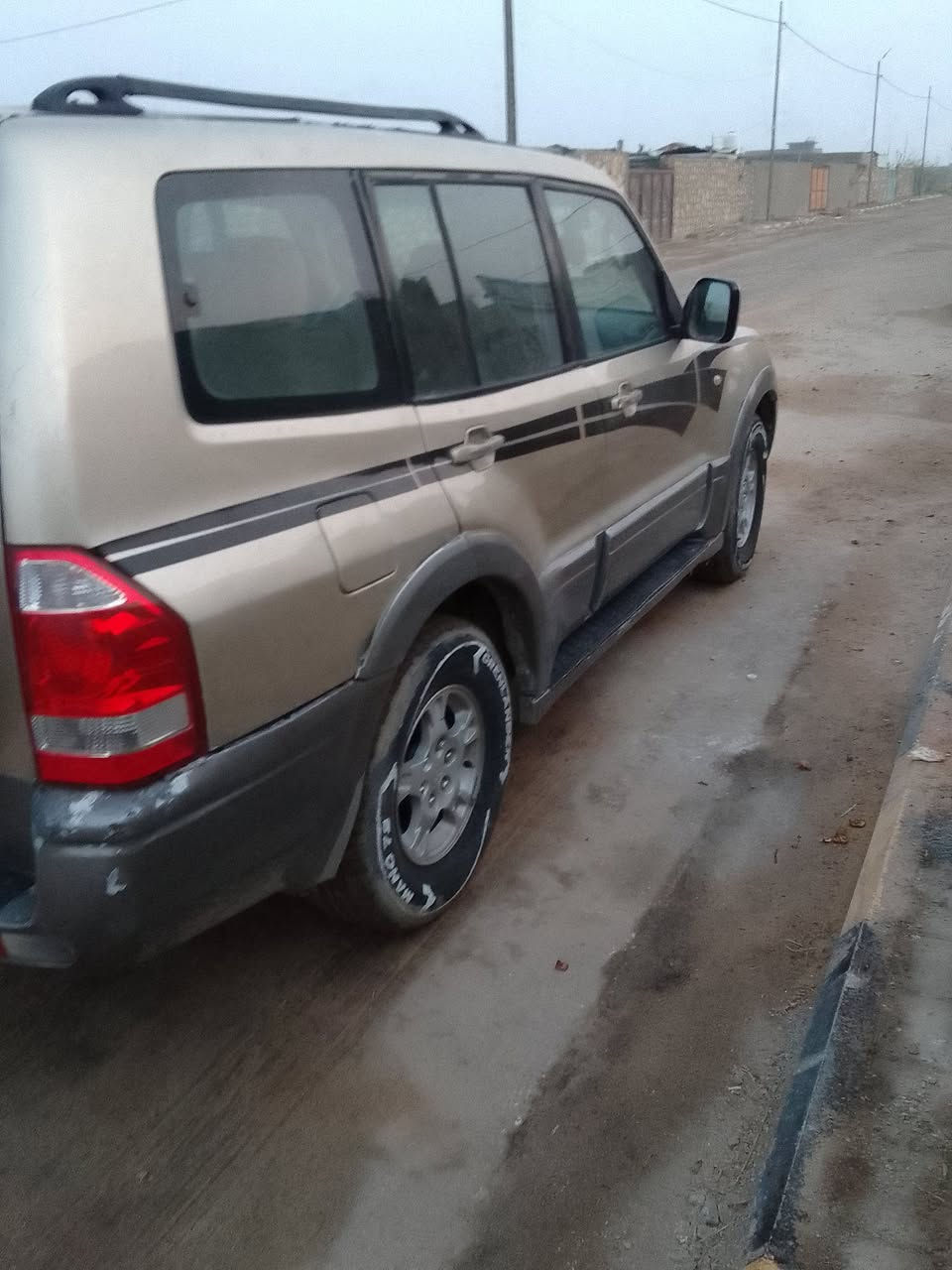 باجيرو موديل 6 بسمي مصبوغه عام تبريد شغال مكينه 3500الرقم الدولي حداديه قبل شهرين مشتغله تايرات جديد المكينه قبل يومين كامت وماعندي فلوس تصليح يعني تجي تاخذه بكرين للفيتر تريد جفته تريد تخليه مكينه ملكه مكاني ديوانية بسعر 50وبيه مجال ***********
