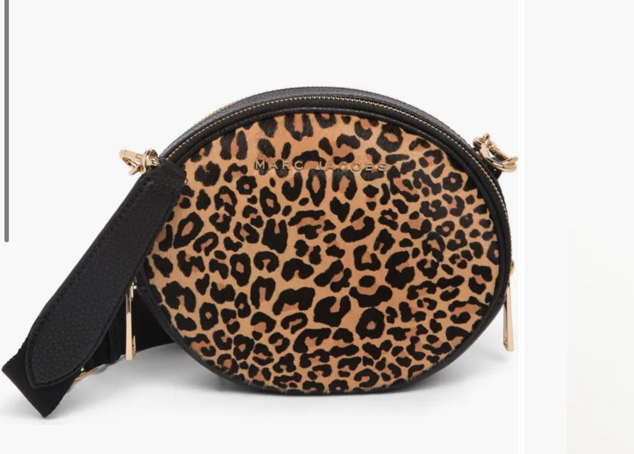 مارك جاكموس الاصلية
مع دست باك ممدشنة
باركود
تم٢٥


**إذا كنت صاحب هذا الإعلان وتريد حذفه لأي سبب، رجاءا أرسل رسالة إلى الدعم الفني**