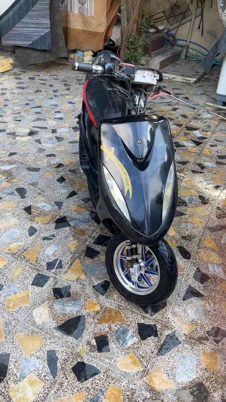 السلام عليكم ماكس عدله للبيع دراجه بوشه 55 لاتنقص ولاتبخر ويلاتها رياضي دبل امامي رياضي كزوز رياضي FMكلجات خلفيه رياضي شعله ومعدل بل مشي شغاله سلف وهندر اشاير وهورن لايتها الأمامي موجود يدات بانزين رياضي يدات بريك رياضي سعرها 550وبيها مجال للشراي رقمي ***********
