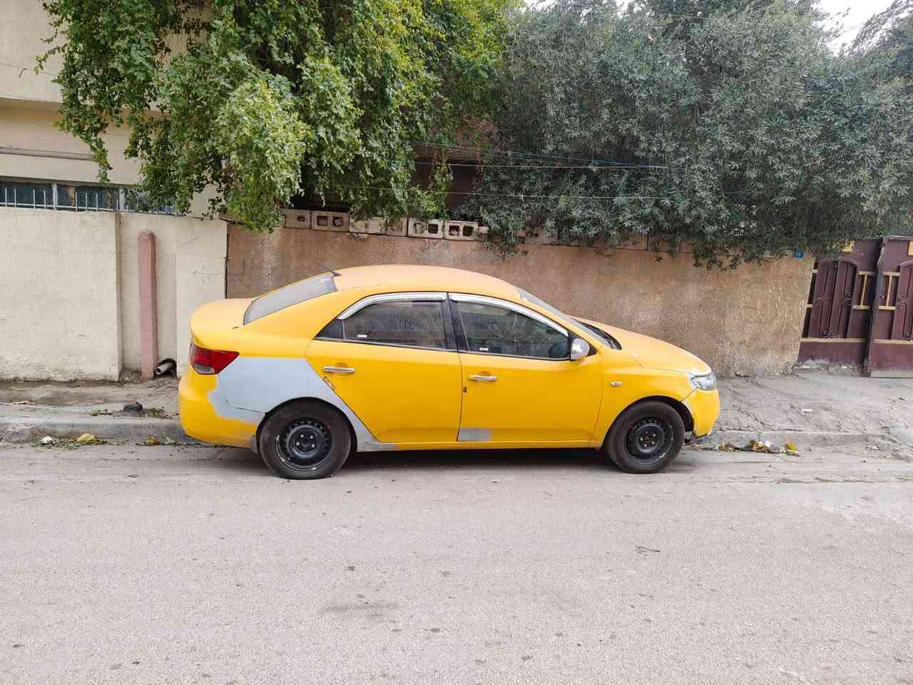 السلام عليكم
اخوان كيا سيراتو
محرك 1600 دوش
تخم تاير جديد 
باتري جديد
مشط صدر امامي خلفي جديد 
لوي امامي خلفي جديد مع الدبل
هيئه مصفره
سنويه بسمي 
السياره يحتاج اله صبغ
ب73 وبيه مجال
***********
بي وتساب
