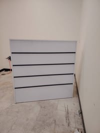 ميز كاشير سعره 200  عرض ١٢٠ طول ٦٠   مكاني بغداد الدوره جمعيه خير الله...