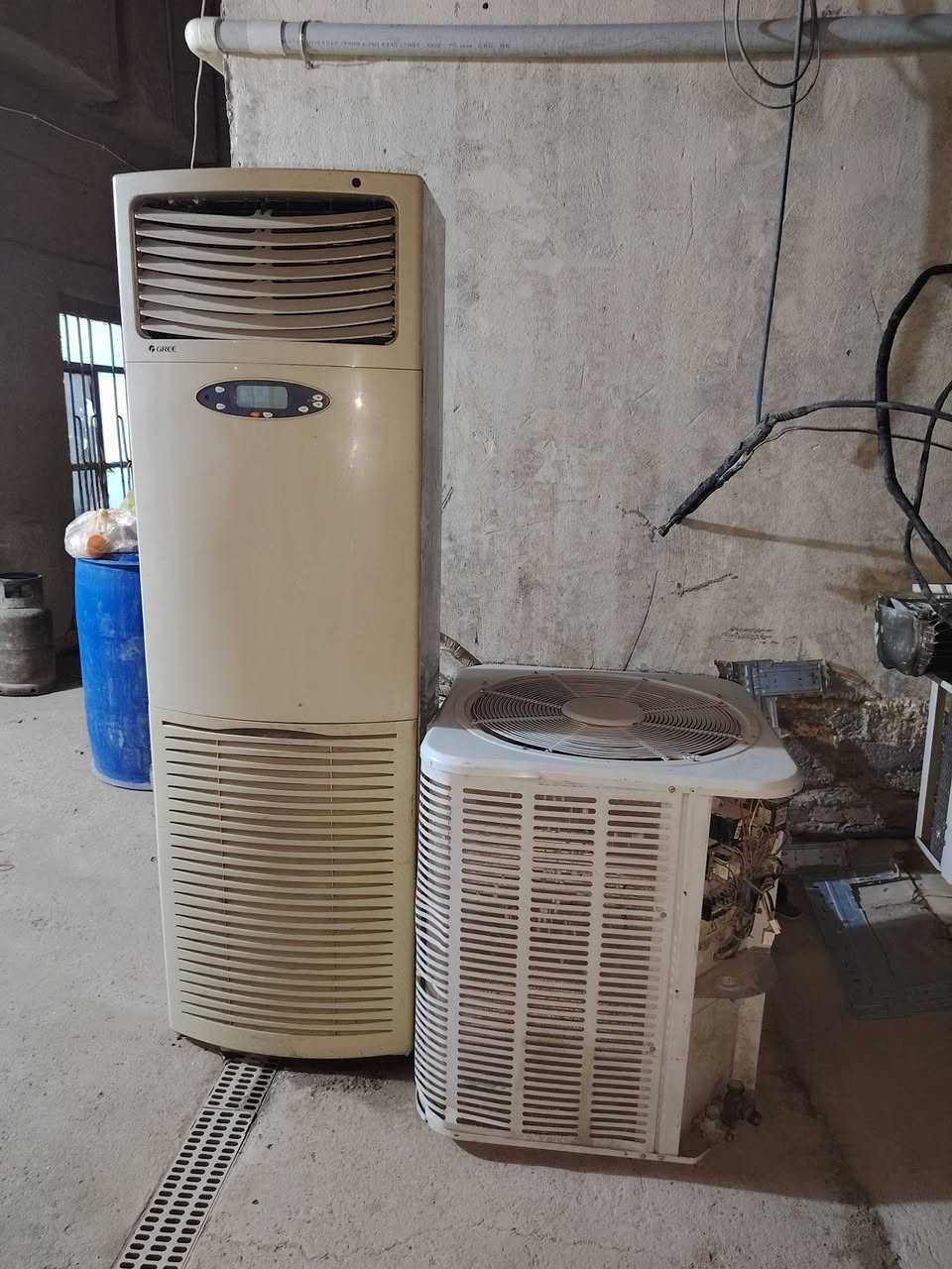 5 طن تنوري نوعيته كري شرط الشغل تدفأ وتبريد بلادي
800 مع المجال مكاني كربلاء طويريج 
***********///***********
