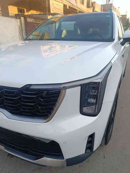 سورنتو 2024 – خليجي فول 1/1  
محرك ستة سلندر 
اعلى فئة بالسورنتو :  4X فور ويل

• ماشية 5 ألف قابل للزيادة (سيارة زيرو)
• أعلى فئة بالسورنتو الخليجي لحد الآن
• السيارة جديدة بمعنى الكلمة
• ضمان الدولية – سونرها موجود بالمنشور
• نادرة جدًا بالعراق – قليل خواتها

المواصفات:
1- بانوراما
2- تبريد + تدفئة كشنات
3- 5 كاميرات
4- كير ماوس
5- 7 أوضاع قيادة: Comfort – Eco – Sport – Smart – Snow – Mud – Sand
6- إنارة داخلية 7 ألوان
7- هاند بريك بصمة + Auto Hold
8- حساس أمامي + خلفي
9- مثبت سرعة (كروز)
10- جنطة ذكية تفتح عند الاقتراب
11- 3 قطع تبريد
12- نفكيشن + نظام خرائط
13- داتاشو

المكان: بغداد – الدورة
الرقم: *********** (يوجد واتساب)

🟧السعر علق يوصلك السعر 📮

السياره خير من الله جديده بمعنى الكلمه واعلى فئة ب السورنتو الخليجي لحد الآن بضمان الدولية سونرها بالمنشور
بشرط قليل خواتها  بالعراق
السعر 369 ورقة مع المجال البسيط
الي يبحث عن الجديد الفول يسأل عن الفور اكس يلة  يتصل على الرقم
