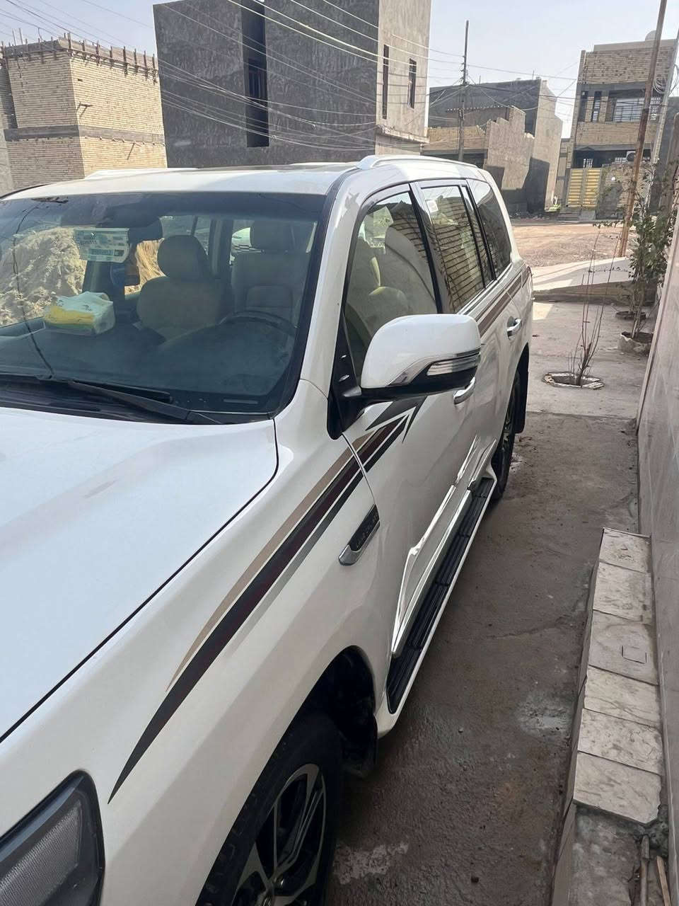 السلام عليكم لاندكروز للبيع
الموديل 2010 محدث 2021 6 سلندر 4000  بيهة ضربة جاملغ خلفي ايمن عدا ذلك كفالة عامة لغود شواصي محرك كير السيارة تخبل خير من الله بس طابكة بل باب السيارة تراي 2021 للتواصل +964 776 845 4666 واتساب فقط


**إذا كنت صاحب هذا الإعلان وتريد حذفه لأي سبب، رجاءا أرسل رسالة إلى الدعم الفني**