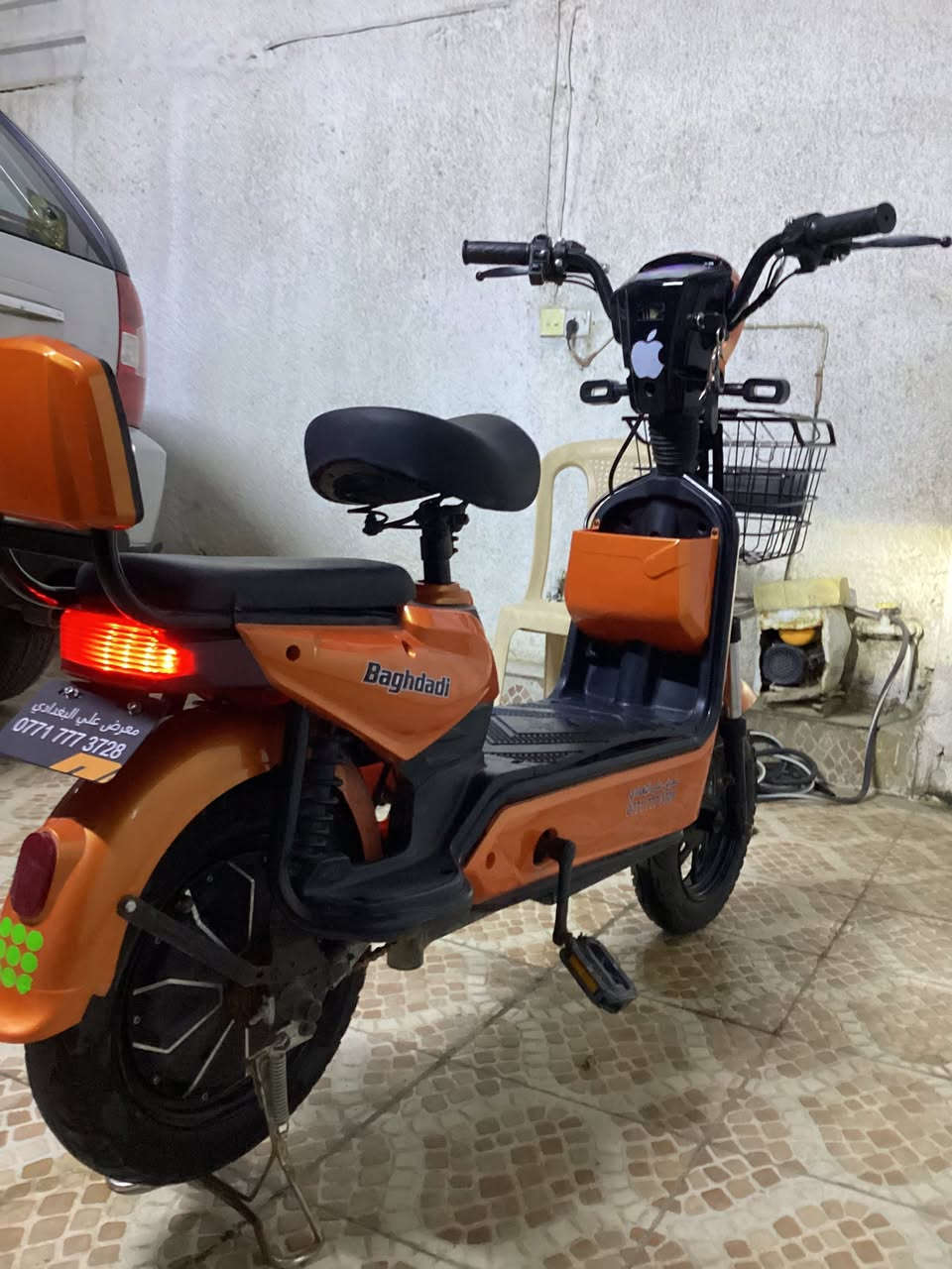 عنواني محمودية حي السلام.
السلام عليكم عندي دراجة شحن للبيع  دراجة نظيفة مابيها شي بس البريك الخلفي ميشتغل  تحتوي الدراجة على (بصمتين ومفتاحين) تشغيل عن بعد الاستفسار (***********).
