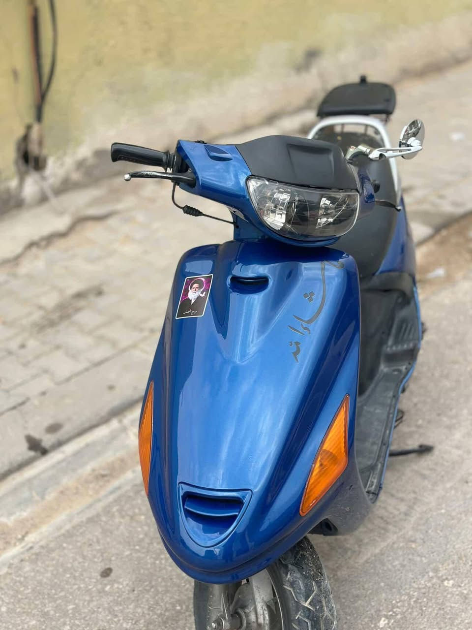 السلام عليكم دراجة فراشة للبيع نضافة فول مكينة ناعمة وخرسة شلعة ومعدل خير من اللة كهرباياتة كلة شغالة اي نقض مابية السعر 550 وبية مجال لشراي يتصل مكاني نجف ***********
