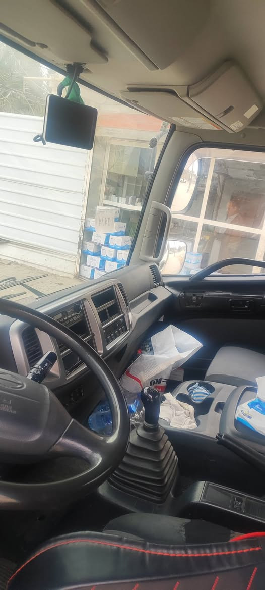 السلام عليكم , هينو شيطان موديل 23  مكينة 5سلندر سوبر ،
موبايل***********
