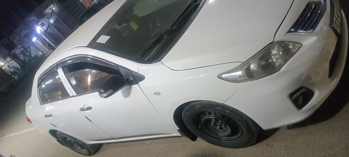 إسلام عليكم كورله ٢٠١٣ بغداد بيه تعمير وصبغ قماره سياره كامله خليجي خير من الله مابيه اي نقص سعر ١٠٥ وبيه مجال عنوان بغداد؟***********
