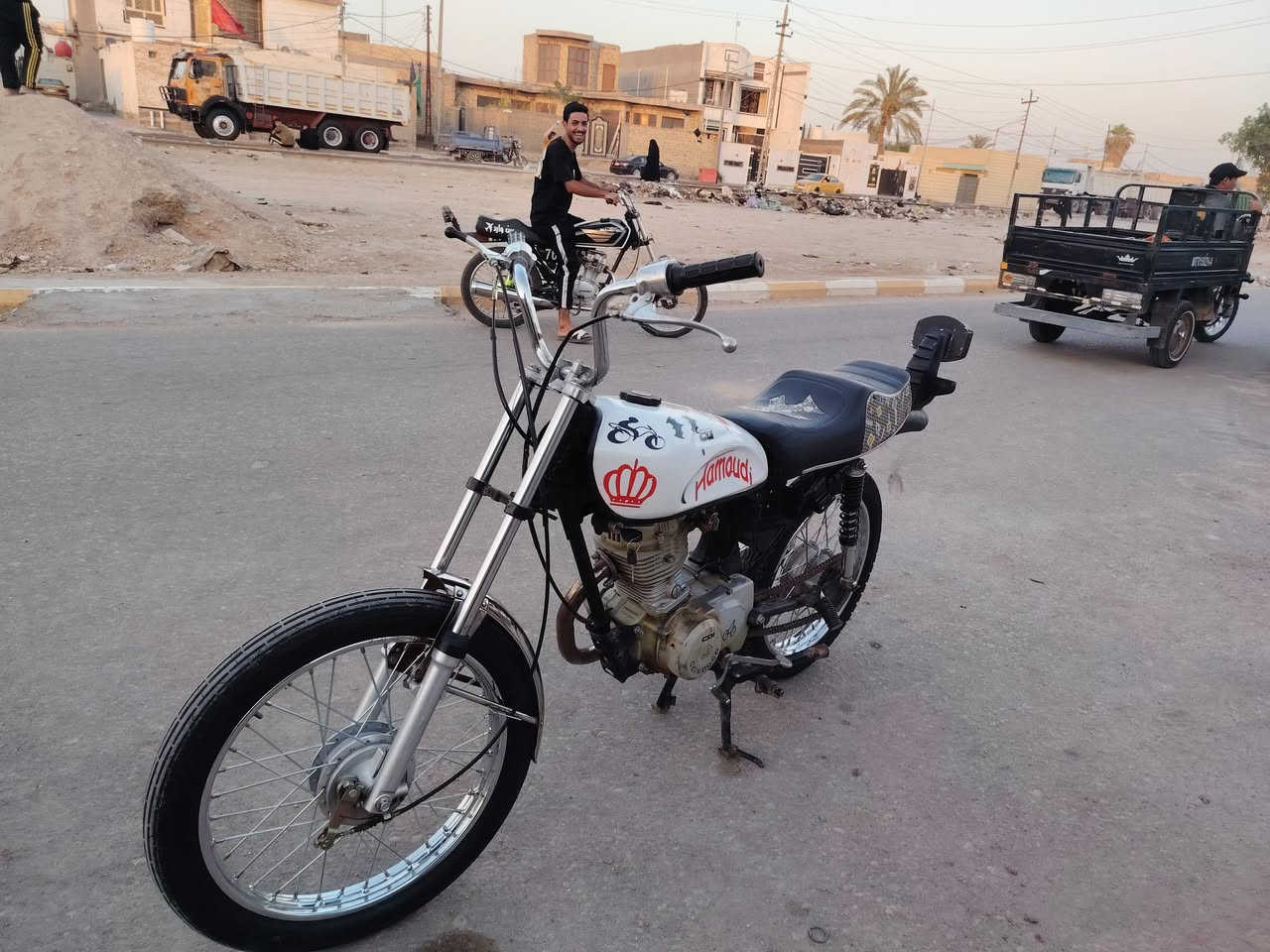 السلام عليكم
4 كير لبيع شاصي نامه سكنر موديل 2027.دراجه نضيفه شلعه تشك الكاع غراض كلها جديده بس مكينه جارده.  بطله الدراجه مناسبه مال جناي 

 مكاني الدوانيه الحمزه الشرقي 

رقمي ***********
