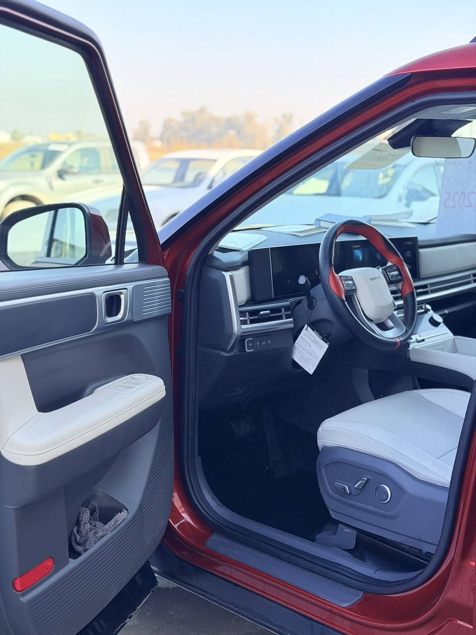 سلام عليكم 
للبيع سنتافيه 2025
فول مواصفات رقم شمالي 
وارد أمريكي بدون حادث 
سياره حيل جديده
ماشيا ١٥ الف 
المواصفات 
حساس امامي خلفي 
كامره
شاحن وايرلس 
كشنات جلد 
جنطه شفط
بصمه
كشنات كهرباء
رادر 
تحديد مسار
مري شفط
٧ راكب 
٣ قطع تبريد
استفسار ***********
***********
