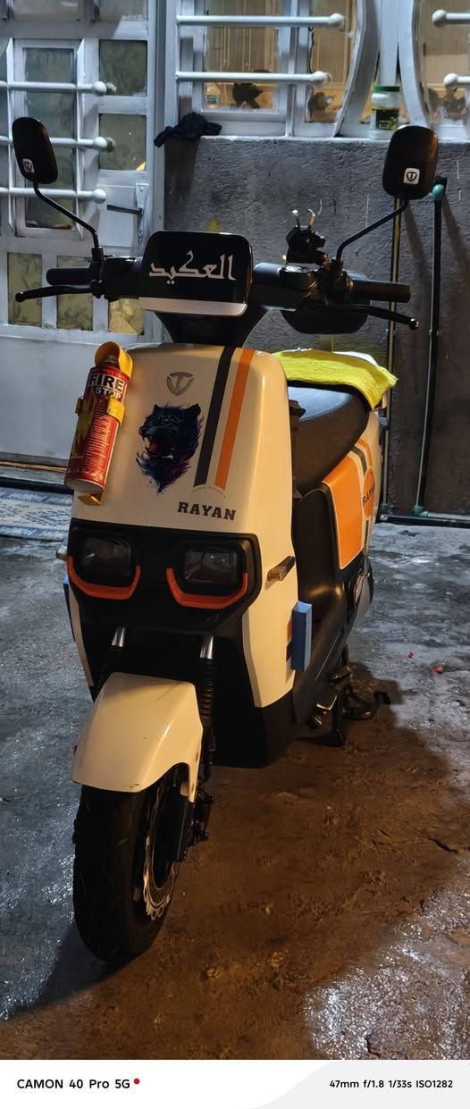 دراجة شحن البيع شركه الريان الدراجه كلش نضيفه مال بيت كلشي مابيهه العنوان بغداد ابو غريب السعر 850وبيهه مجال ***********
