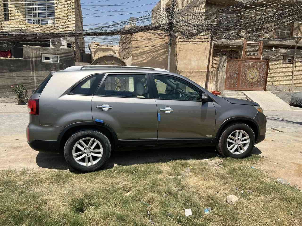 سورنتو مديل ٢٠١٤ وارد أمريكي بدون صبغ ، خمسه راكب ، السعر ١٤٥ $ ماشيه قليل ١٢٧ ميل رقم كربلاء بسمي مداور ثاني يوم ، (بيع مستعجل) ،نظيفه سياره عليها تخم تايرات جدد ، سياره كفاله من كلشي
الرقم : ***********
