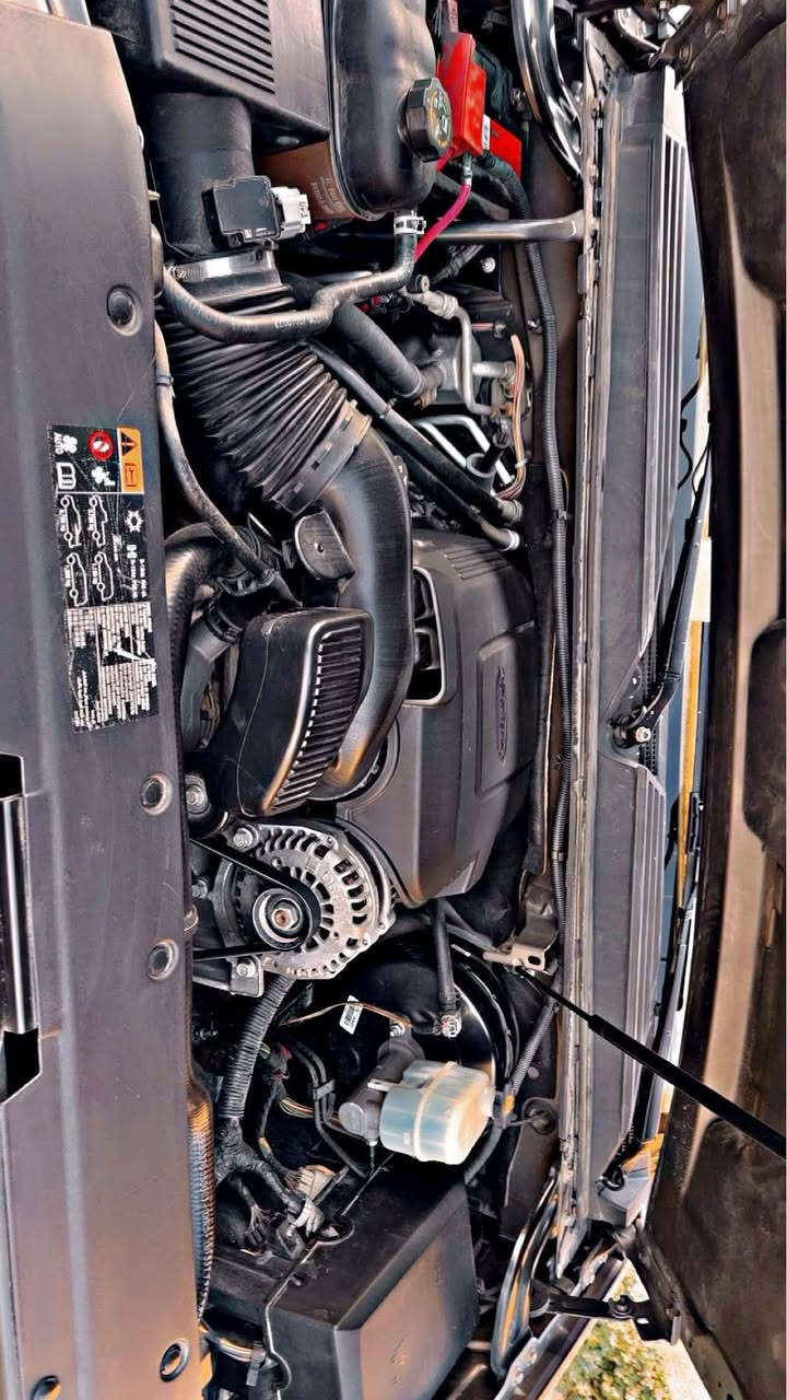 سلام عليكم تاهو ١٣ خليجي مكفوله كص وانتر بول وعشائر عد قطعتين صبغ اثر جراد مكانهه بغداد سياره التي متومه سياره ماشيه ١٢٠ اخت زيرو سعره ١١٠ وبيه مجال بصيط رقم ي ***********
