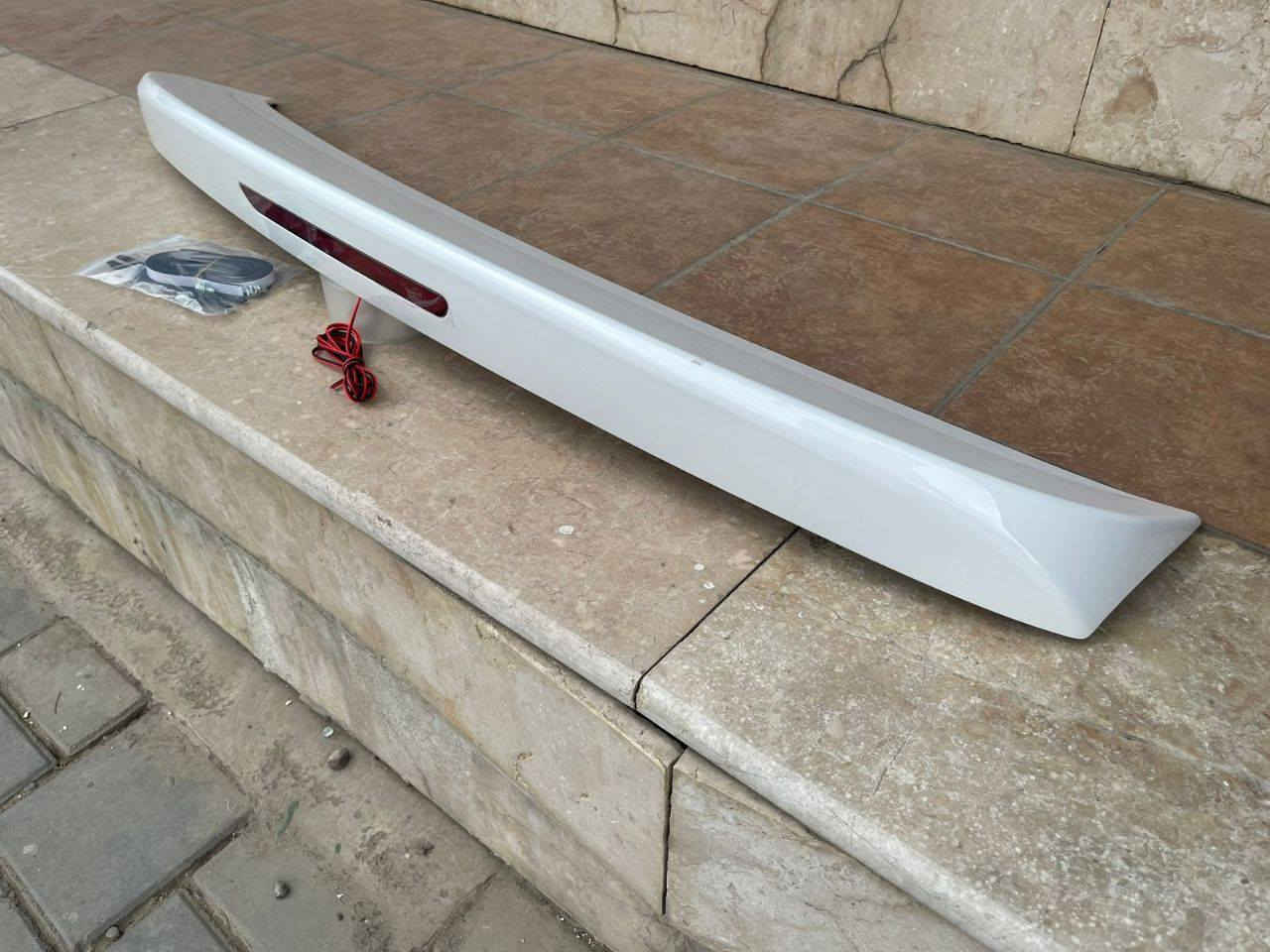 السلام عليكم
تتوفر لدينا غراض سني هندي 

-صندوك سني هندي- 
-دعامية سني هندي-
-بك لايت سني هندي- 
-فول لايت سني هندي-
-شباج سني هندي-
جامة لايت سني هندي- 
-بلوجكترات سني هندي-
-باب سني هندي- 
-درع محرك سني هندي-
-سبايدر سني هندي-
-فان تبريد سني هندي-
دبة راديتر سني هندي-
-بطانة بنيد سني هندي-
-درايف شفت سني هندي-
-قواعد براكيت سني هندي-
-نرمايد سني هندي-

يوجد توصيل جميع محافظات العراق 

للإستفسار التواصل واتساب 

***********. العنوان
 الفرع الاول شارع الضلال
الفرع الثاني  السنك مجمع مينا القيصرية الثانية 
#مركز_الفردوس - الفردوس
