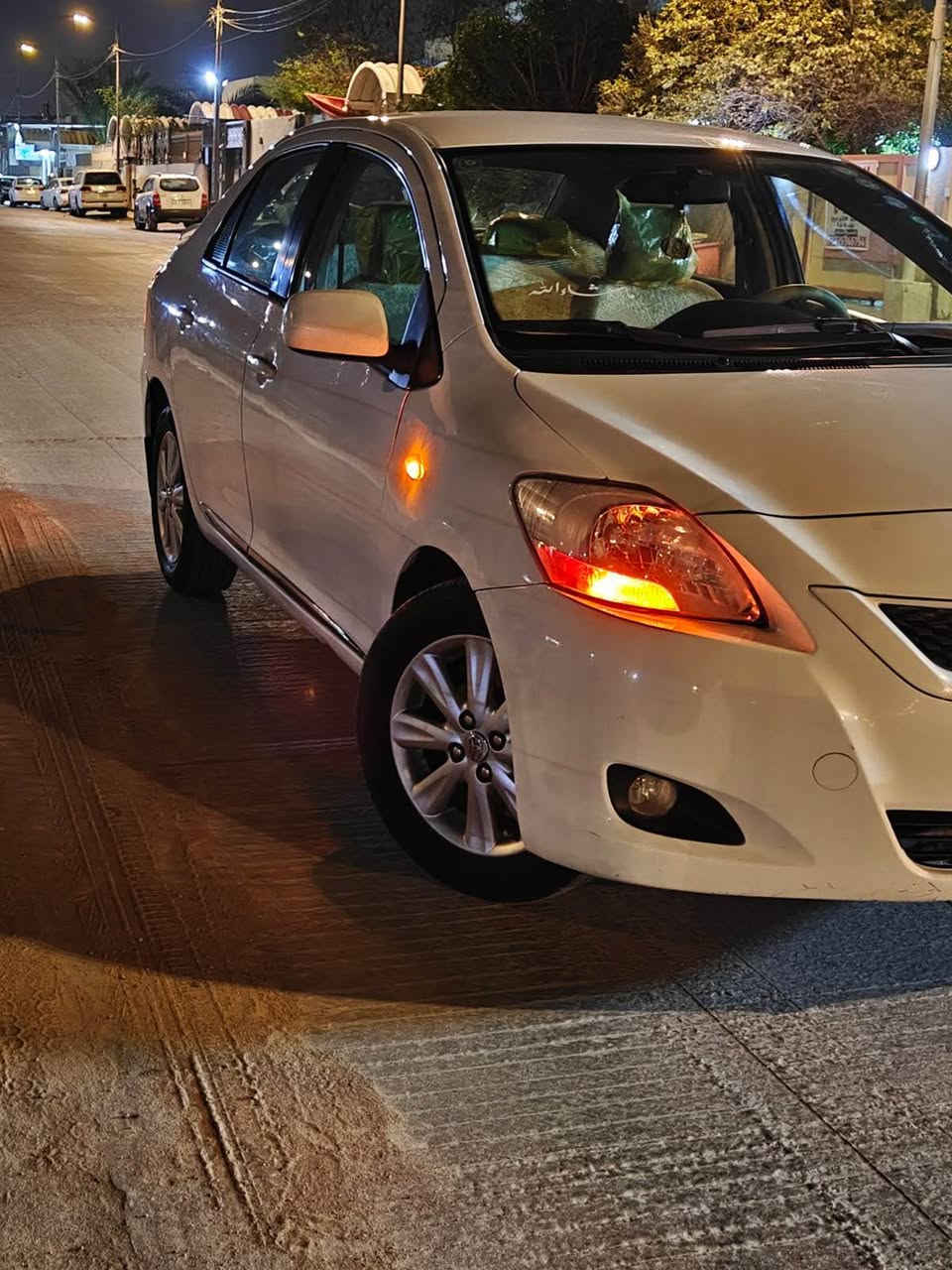 السلام عليكم 
كورلا يارس مديل 2009 
وارد خليجي السعوديه 
السياره جديده بمعنى الكلمه 
كير محرك جديد حداديه جديده تخم تاير جديد 
تبريد ثلج ❄️ 
محرك حجم الجبير 
السياره على وضع الشركه مابيه اي نقص جاهزه مال جناي 
رقم أربيل تحويل او وكاله مضمون السياره بيه قطعه ونص صبغ بدون حادث بدون دواخل مكان السياره النجف 
السعر 94 وبيه مجال قليل جدا 
الاستفسار اكثر الاتصال على الرقم النجف, العراق


**إذا كنت صاحب هذا الإعلان وتريد حذفه لأي سبب، رجاءا أرسل رسالة إلى الدعم الفني**