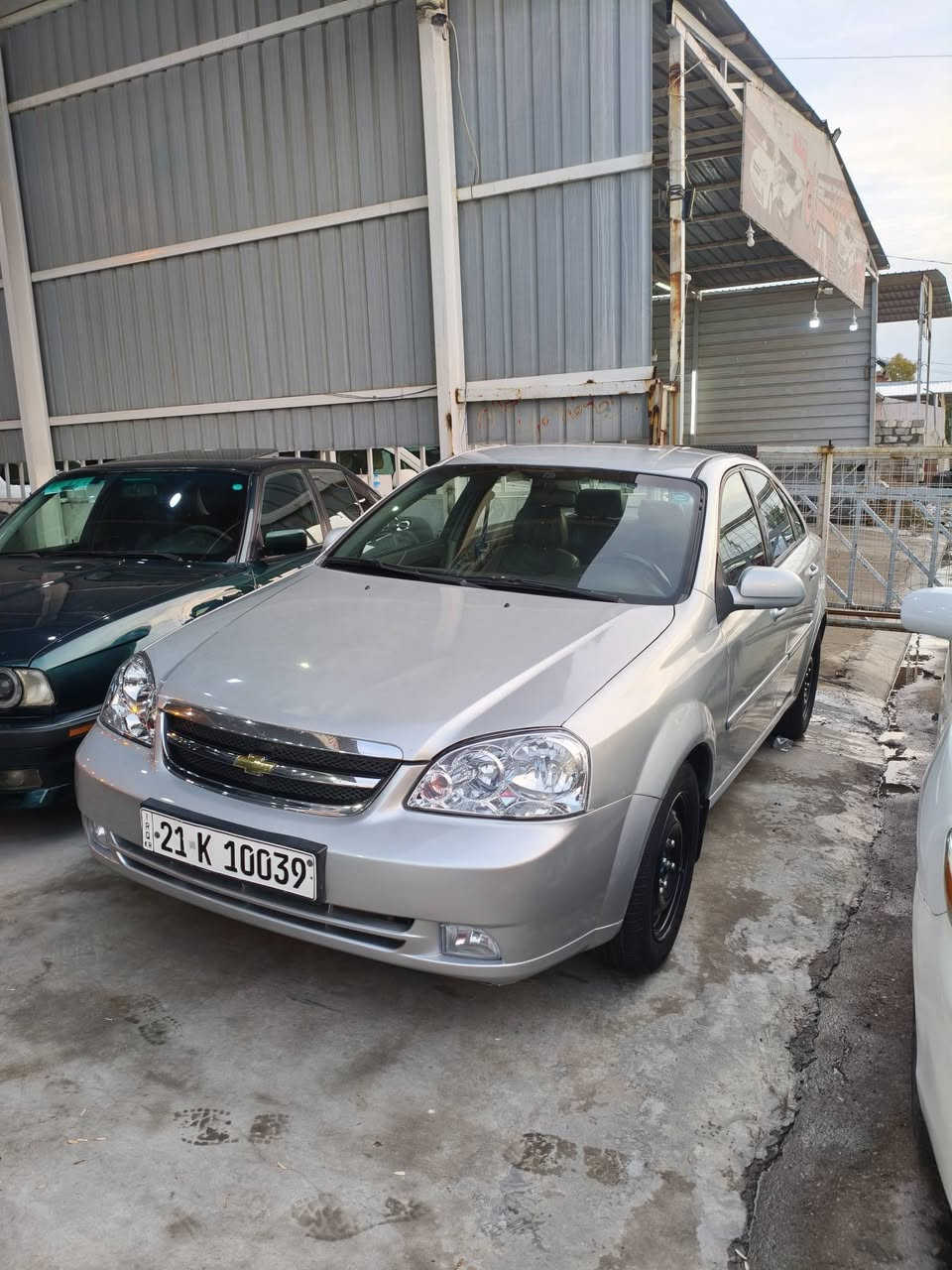 سلام عليكم سياره اوبترا للبيع موديل 2009سياره صبغ عام جماليه كير اوتماتيك سنويه جديده دفتر بانزين موجوده شرط تحويل والغرامات مكان سياره كركوك والسعر 75وبيها مجال وللأستفسار الرقم ***********
