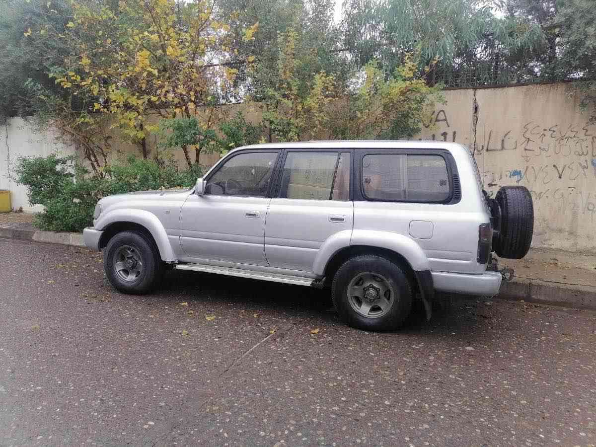 له يله علوى موديل ١٩٩٧ مه كينه٤٥٠٠ مونيكايه كير و مه كينه به شه رته بوياخ عامه بؤ جوانى بي ليدان ره قم ئه سليه به ناو خؤ مانه ره قم ژينگه ى تازه يه هه تا ٢٠٣٠ ده بل ئه كسل به شه رته هه موو شتي به شه رته سه ياره كه هيج مسروفى تيدا نيه سعرى ٨٠ مجالى تيدايه *********** 
*********** أربيل, العراق
