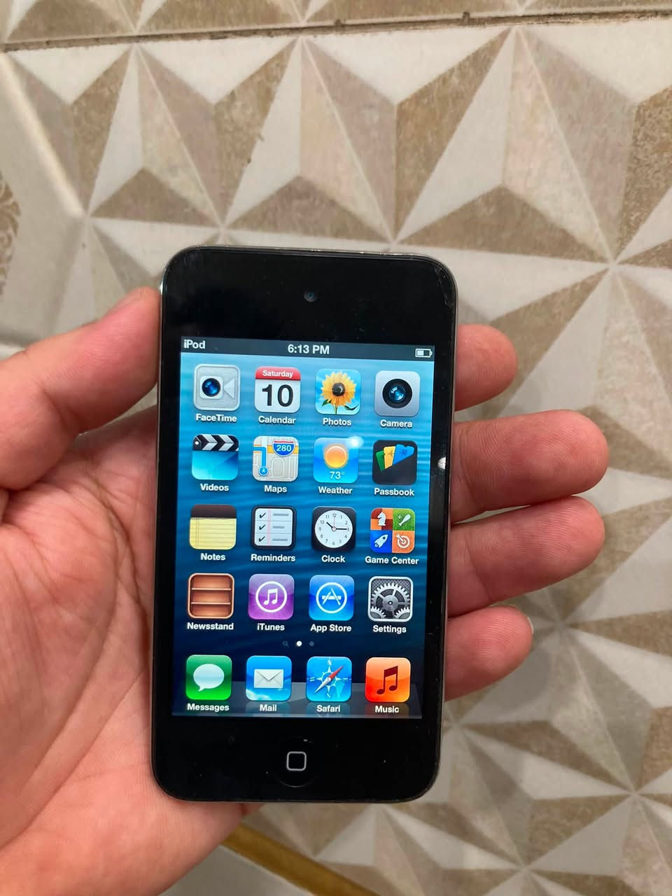 ايفونات
ايفون 4 شغال واي فاي سيم كارت عدد 2

ايفون 5s عدد 10شغال فقط واي فاي قافل شبكه اتصال نظافه عاليه شغال بصمه ذاكره 16 القطعه ب 60 الف 

ايفون 7 شغال واي فاي سيم كارت مع كارتونه ذاكره 128 كامرات فقط واكفه السعر 85

ايفون 7 قافل ايكلود يباع شاشه بطاريه قطع غيار 45

ايبودات نظيفه جدا القطعه 35

ايفون 5se شغال واي فاي صرف بالشحن السعر45

ايفون 6s شغال واي فاي فقط يصرف شحن السعر 45

ايفون SE الجيل الثاني قطعتين ابيض بي ضربه شغال واي فاي سيم كارت 150

ايفون SE الجيل الثاني اسود شغال واي فاي فقط قافل شبكه نظيف جدا السعر 140

ايفون 8 شغال واي فاي سيم كارت لمس يخربط شوي 70الف

ايبودات شغالات جيل اول ثاني ثالث قطعه 15 الف

ايبود نظيف جدا حيل اول ثاني ثالث القطعه 35 الف 

للحجز خاص او واتساب ***********

يوجد توصيل
