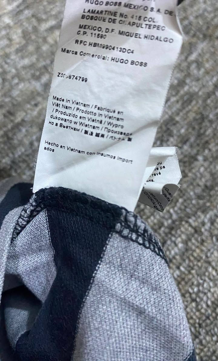 تشيرت قطني اصلي نظافة 💯 

ماركة boss صناعة فيتنامي 

قياس L 

التفاصيل بالصور


**إذا كنت صاحب هذا الإعلان وتريد حذفه لأي سبب، رجاءا أرسل رسالة إلى الدعم الفني**