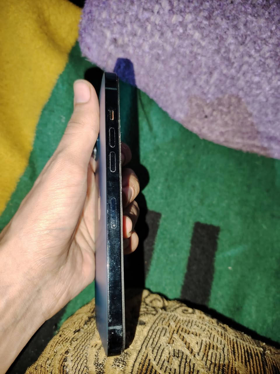 12 برو ماكس
مبدل شاشه وبطاريه اصليات
نضيف
وياه شاحنه اصليه
فيس ايدي
مشكلته فقط الكاميرا الخلفيه الفتحه الأولى يرادلهة تبديل لان تغوش خفيف
سعره 425 الف
مكاني بغداد الشعله
***********
