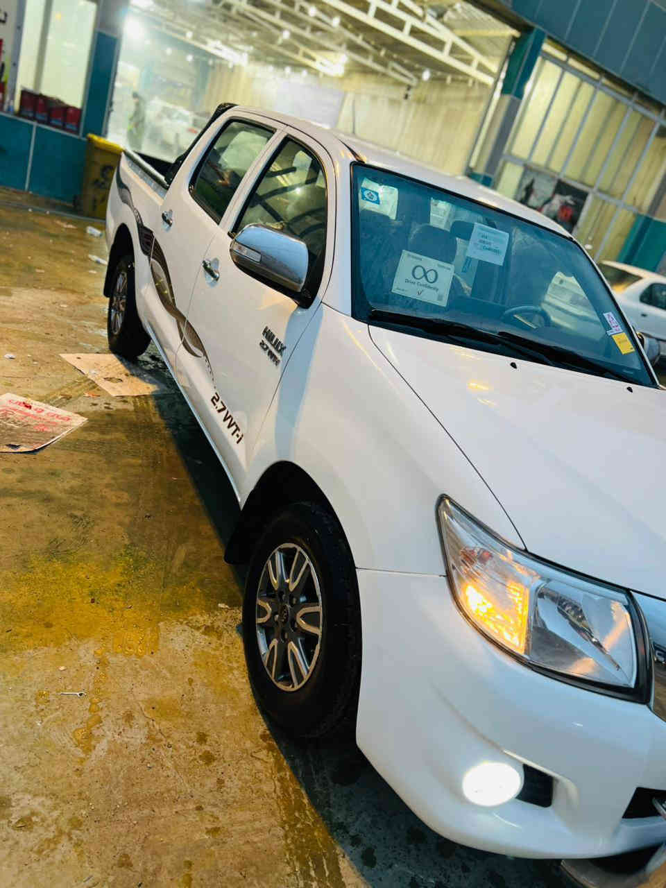 هيلوكس موديل 2013 شاصي 19 رقم واسط انكليزي تحويل مباشر لاتنقيص ولابخار سنويه مجدد 2031 مكفوله لاصبغ ولاتبديل بارد قليل مكان السياره بغداد السعر 185$ *********** ***********
