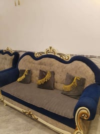 ١١مقعد • نضيف • مجال بسيط