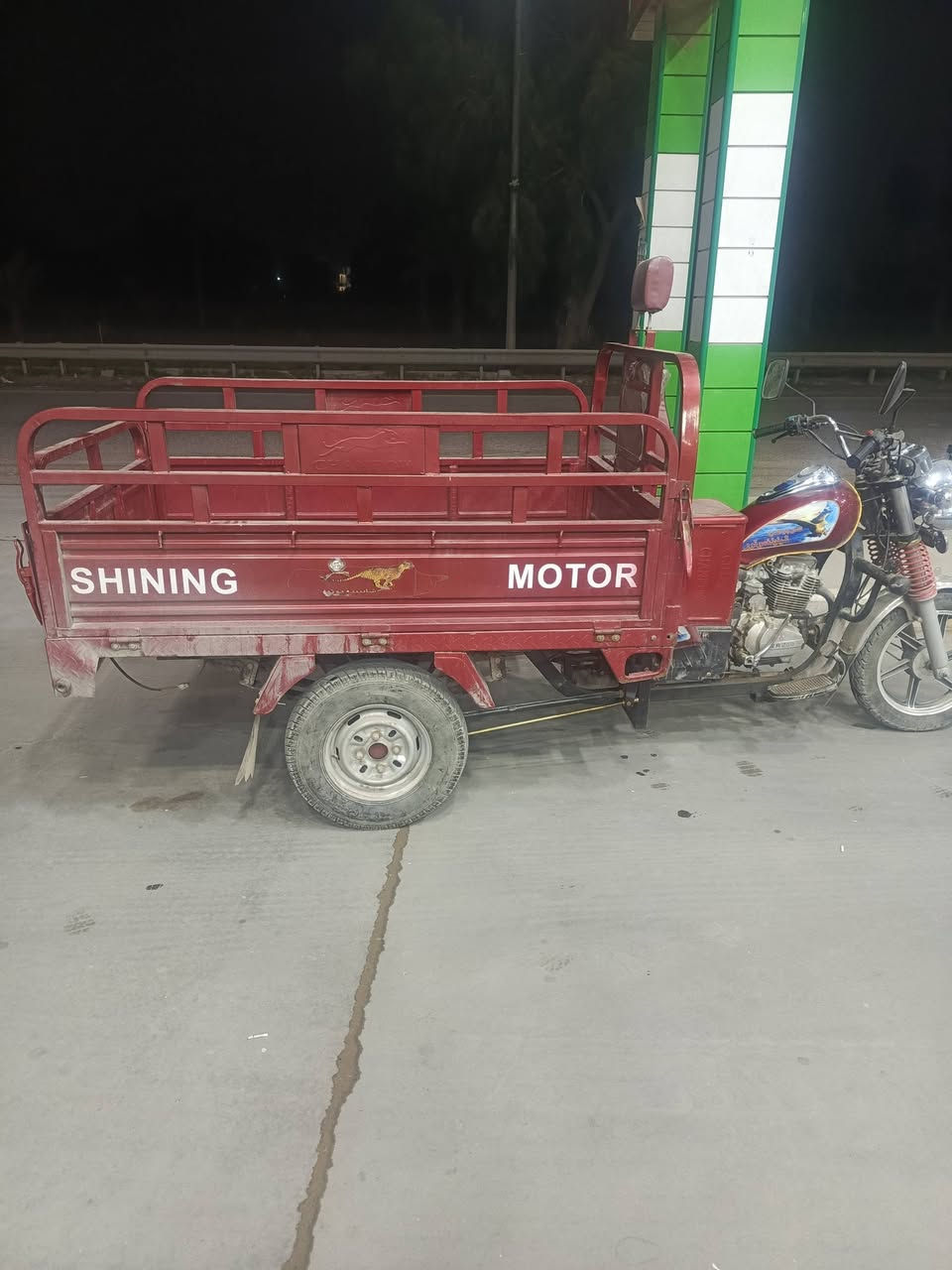 ستوته للبيع موديل 2023 محرك 200cc اوراقه موجود سعر مليونين قفل ***********
