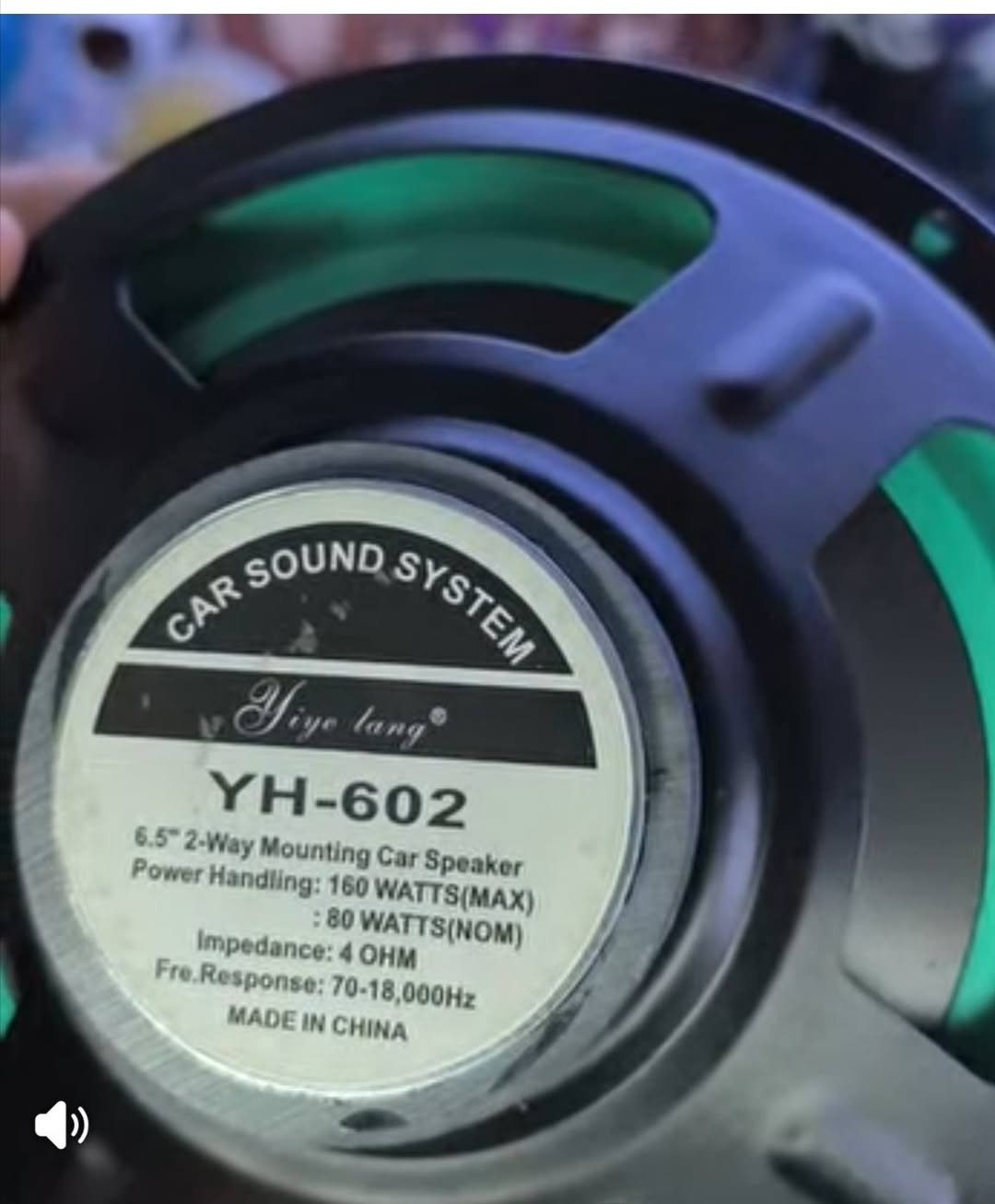 سماعه للبيع
النوع: مكبر صوت للسيارة مقاس 6.5 بوصة ثنائي الاتجاه.
الطاقة القصوى: 160 واط.
الطاقة الاسمية (RMS): 80 واط.
المقاومة: 4 أوم.
استجابة التردد: 70-18,000 هرتز.
سعر 15 الف


**إذا كنت صاحب هذا الإعلان وتريد حذفه لأي سبب، رجاءا أرسل رسالة إلى الدعم الفني**